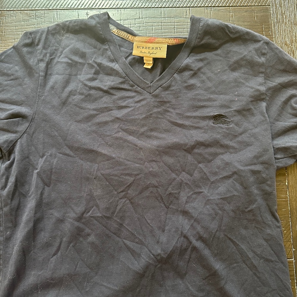 Men’s Burberry crew neck - size small, grey